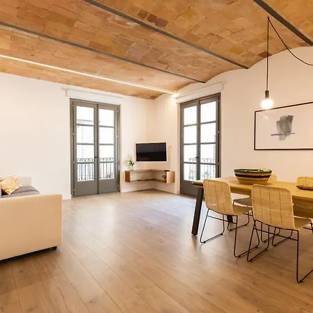 Bravissimo Cort Reial Entresol B Apartment *